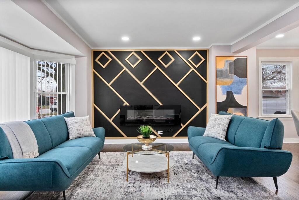 A Away From Home! Villa