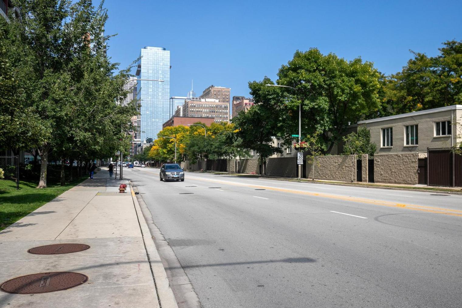 South Loop 1br W Sauna Fire Pits Nr L Park Chi-989 * Chicago