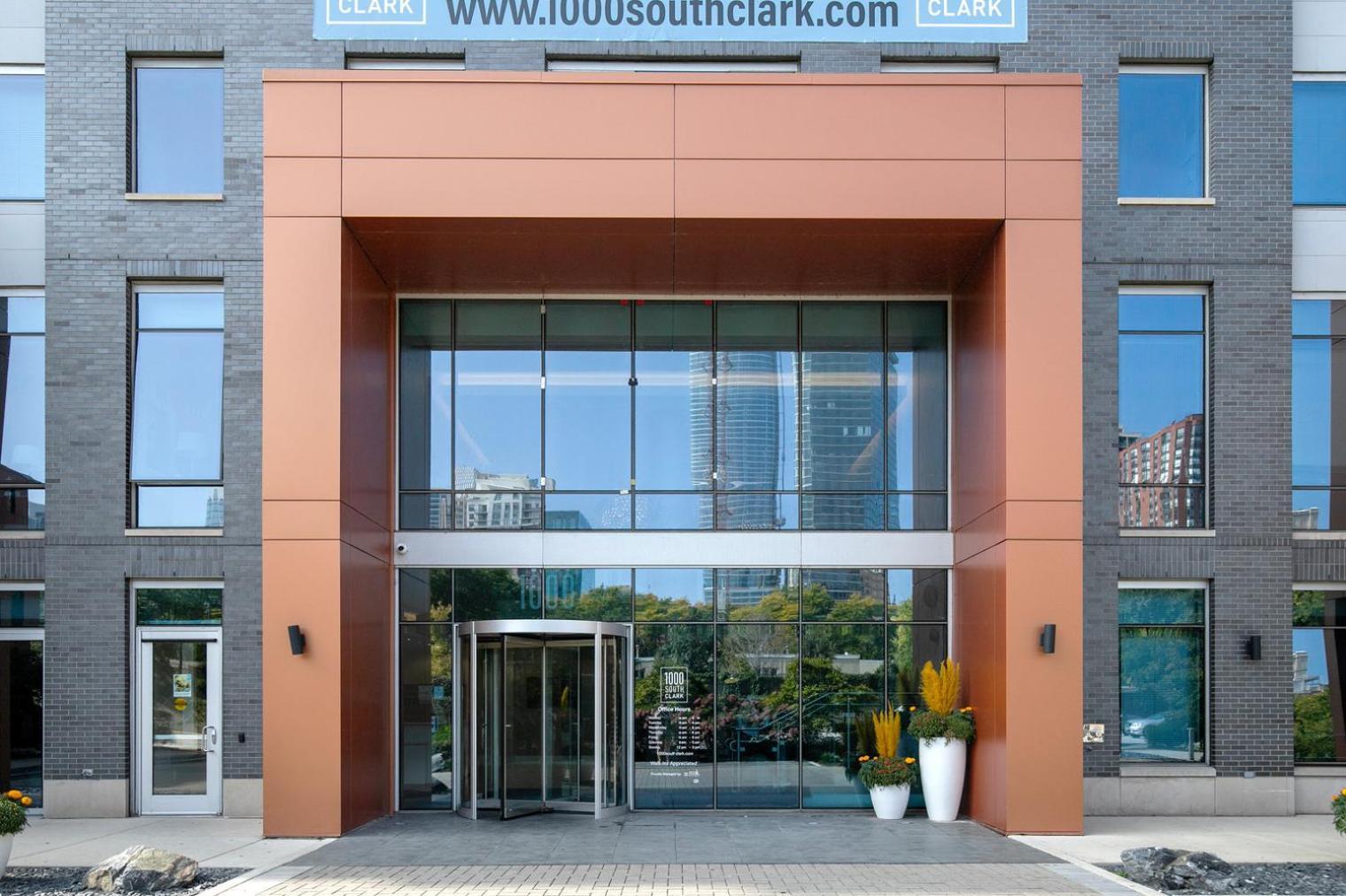 South Loop 1br W Sauna Fire Pits Nr L Park Chi-989 Apartment
