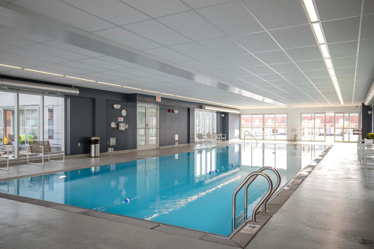 South Loop 1br W Sauna Fire Pits Nr L Park Chi-989 *