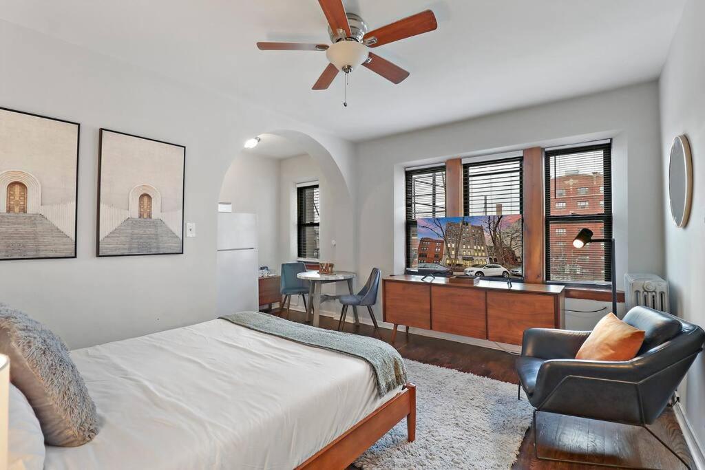 Elegant In - Dorchester 511 Apartment