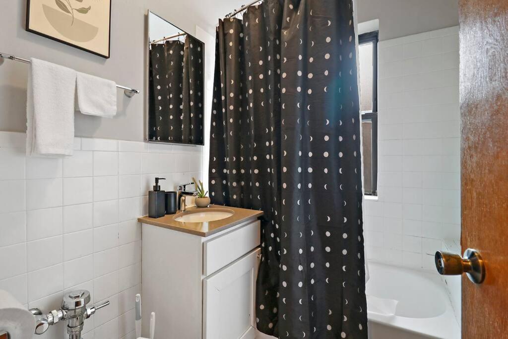 Stylish In - Dorchester 209 Apartment