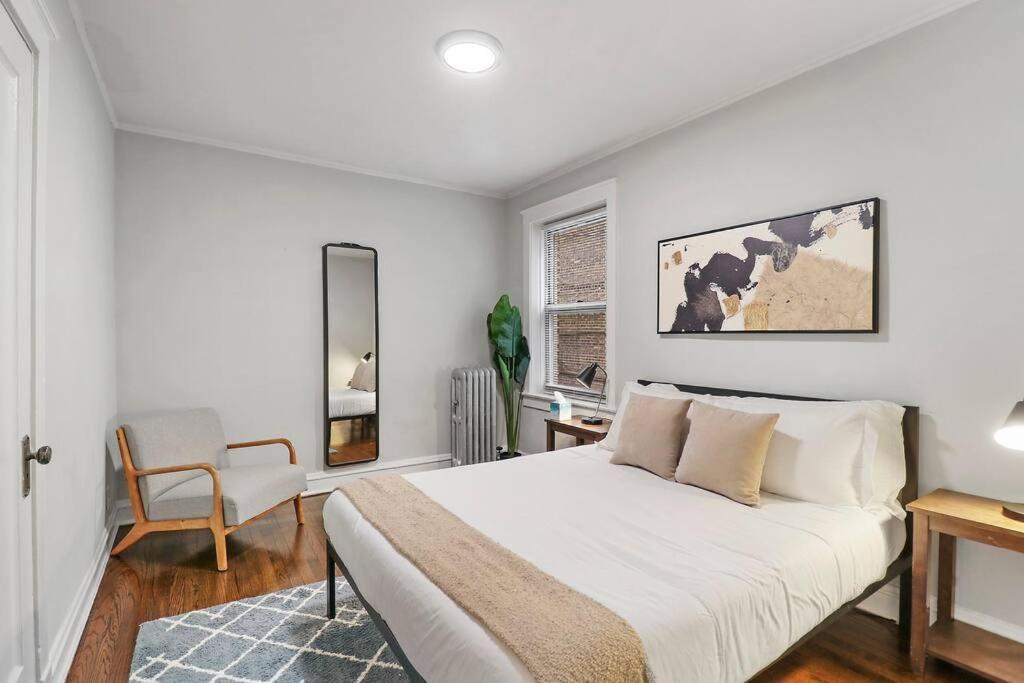 Elegant & Stylishly 1br Fully Furnished - Lincoln 205 Apartment