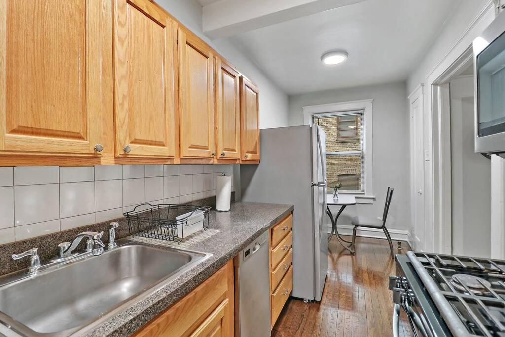 Apartment Elegant & Stylishly 1br Fully Furnished - Lincoln 205 Chicago