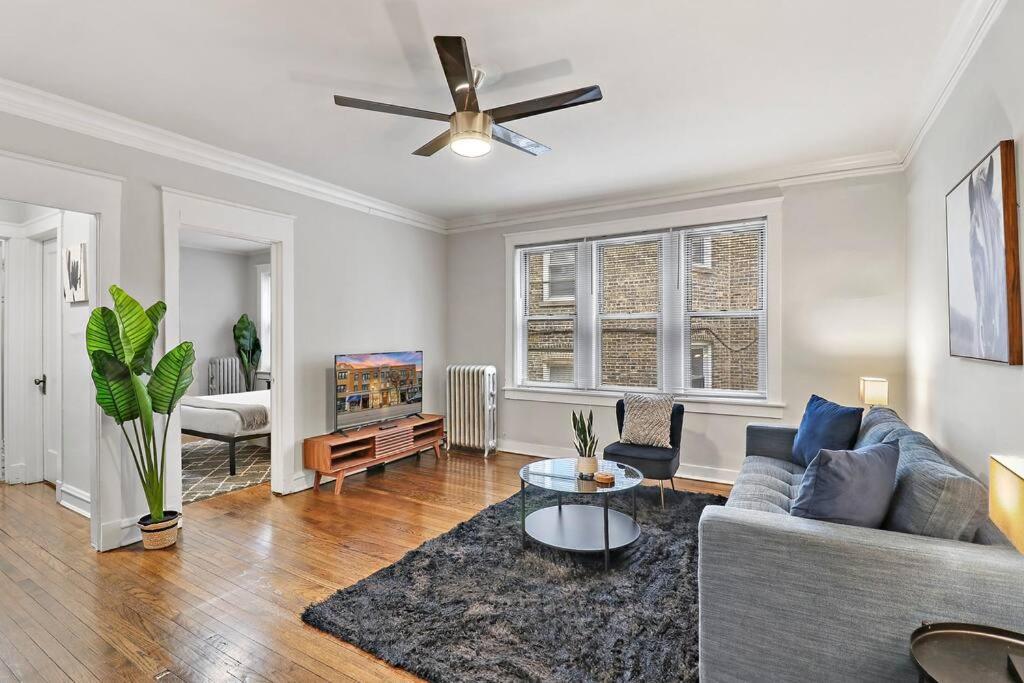 Elegant & Stylishly 1br Fully Furnished - Lincoln 205 * Chicago
