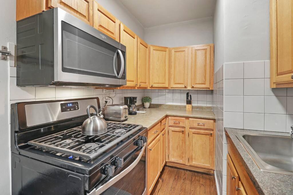 Elegant & Stylishly 1br Fully Furnished - Lincoln 205 *