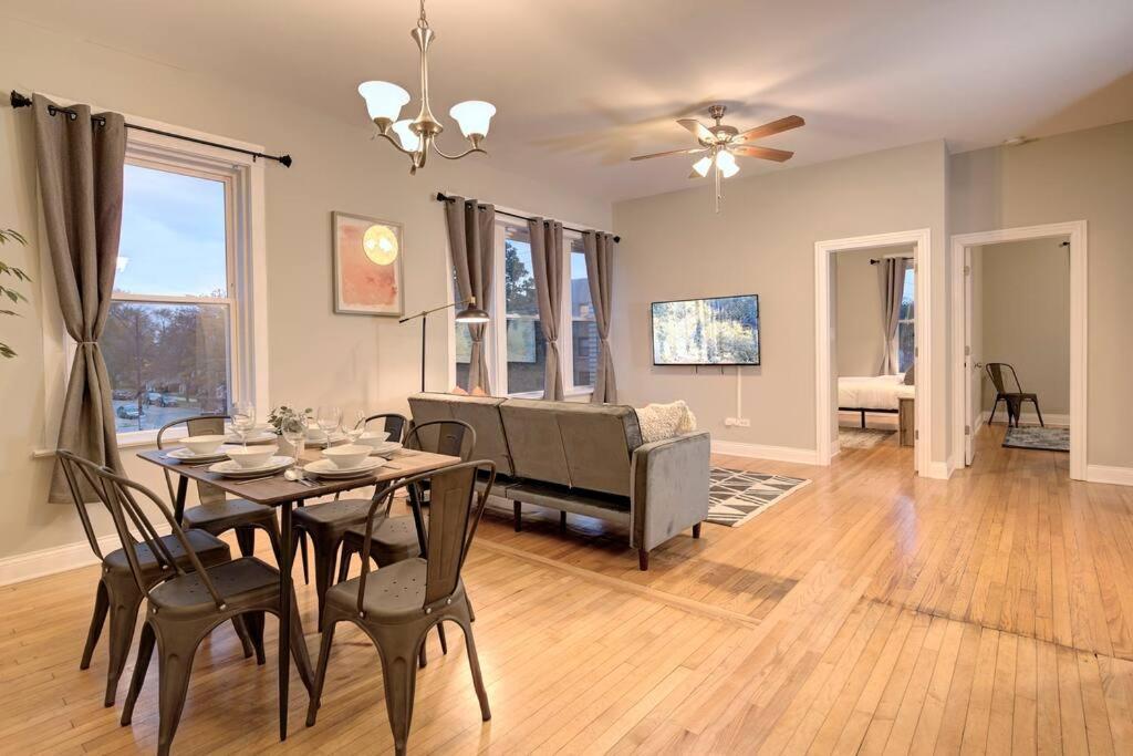 Apartment Spacious 3bedroom Family Oasis In Irving Park That Sleeps 8 Guests Chicago