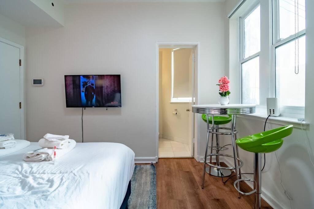 French Design Luxurious Downtown 3Br Suite Sleeps 8 Guests Appartement *