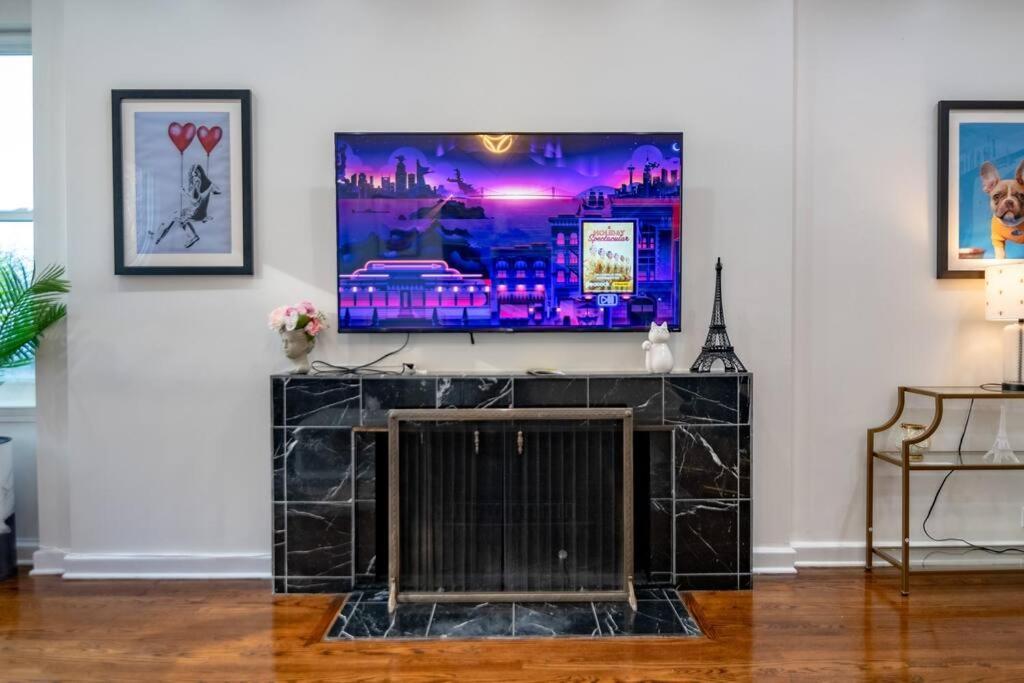 French Design Luxurious Downtown 3Br Suite Sleeps 8 Guests Apartment *