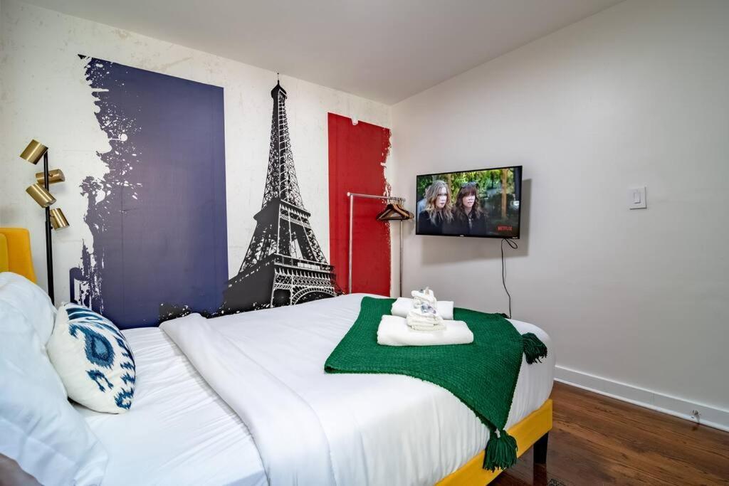 French Design Luxurious Downtown 3Br Suite Sleeps 8 Guests