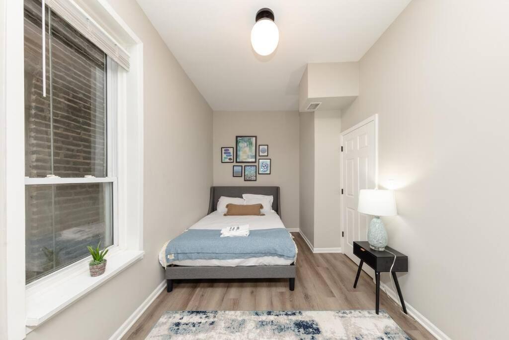 The Secret West Loop Oasis For Up To 4 Guests - 5 Minutes To United Center! Apartment Chicago