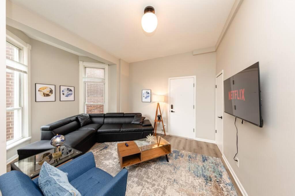 The Secret West Loop Oasis For Up To 4 Guests - 5 Minutes To United Center! Apartment Chicago