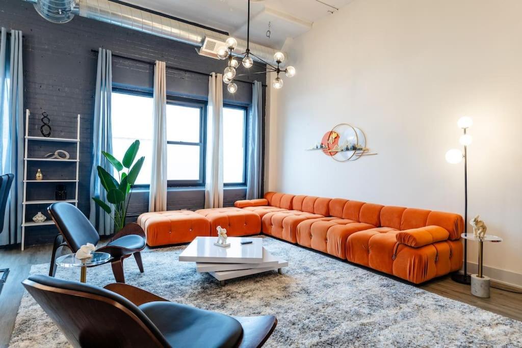 Apartment Luxury 6Br Loft Suite Perfect For 12 Guests With Skyline Views, Optional Parking And Gym Access Near Mccormick Place And Soldier Field *