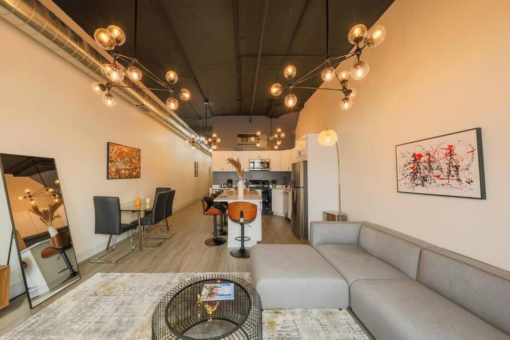 Apartamento Mccormick 3br/2ba Luxury For Up To 8 Guests With Optional Parking And Gym Access Chicago