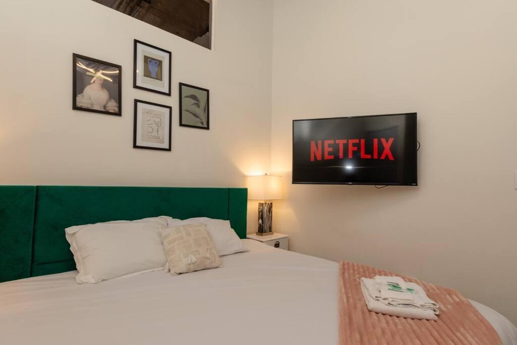 Apartamento Mccormick 3br/2ba Luxury For Up To 8 Guests With Optional Parking And Gym Access