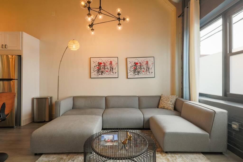 Mccormick 3br/2ba Luxury For Up To 8 Guests With Optional Parking And Gym Access Apartamento
