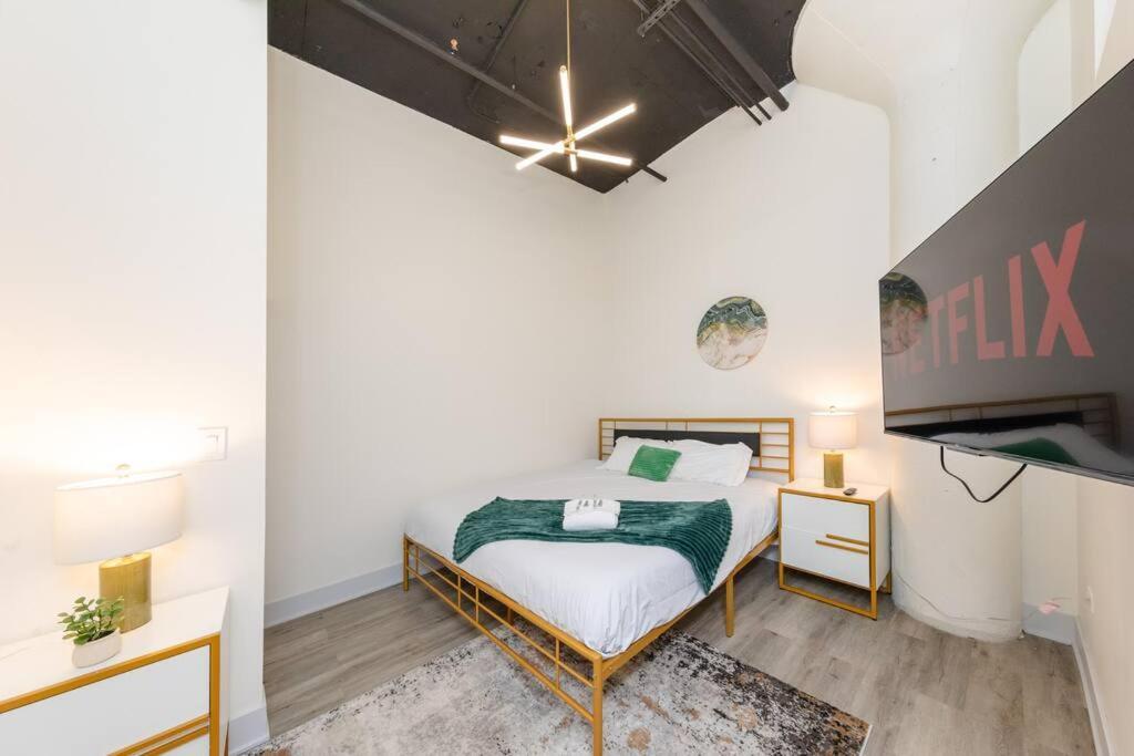 Spacious 5Br Luxury Suite Perfect For Group Sleeps 12 Near Mccormick Place, Grant Park And Soldier Field