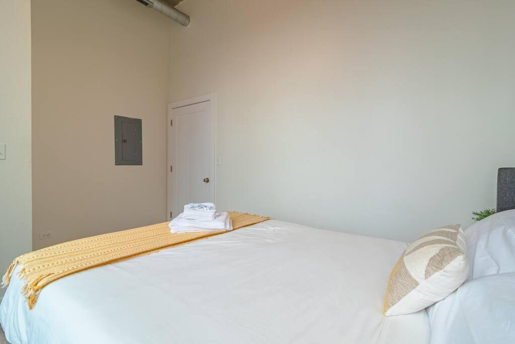 Apartment Luxury 2Br Suite With Optional Parking And Gym Access Near Mccormick Place And Soldier Field *