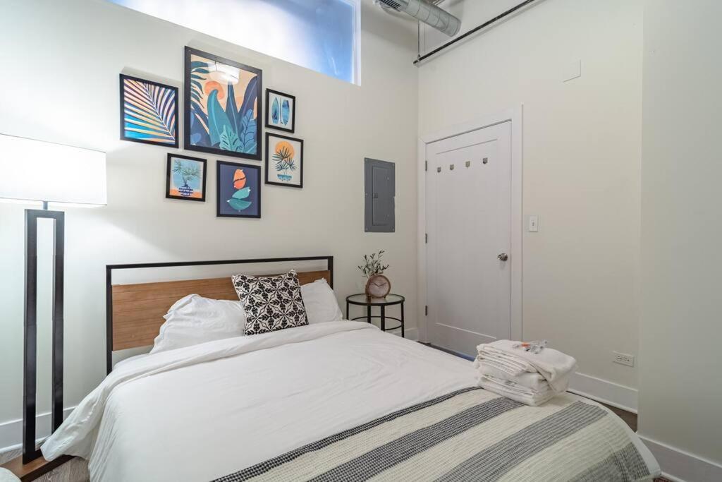 South Loop 3Br Apartment Near Lakefront Trail, Field Museum & Adler Planetarium