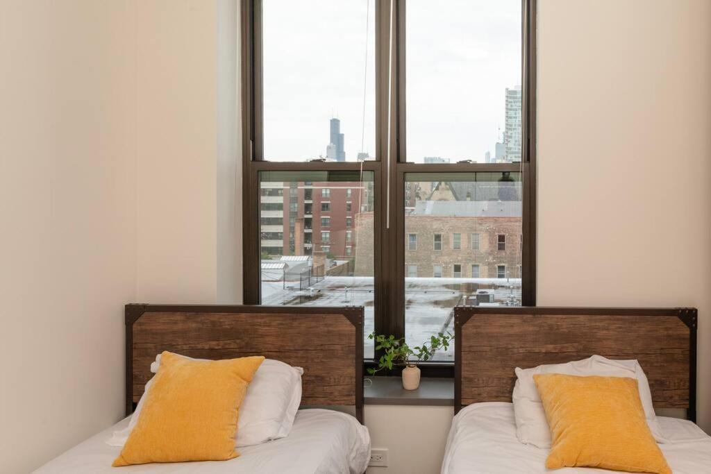 Fully Equipped 2Br Apartment In South Loop With Optional Parking And Gym Access Near Mccormick Place & Lakefront Attractions Apartment