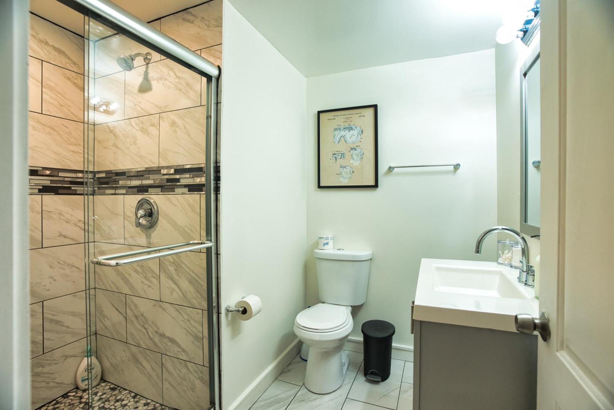 Mccormick Place Spacious 5Br Suite With Pool Table & Optional Parking Sleeps 10 Near Soldier Field And Grant Park Apartment *
