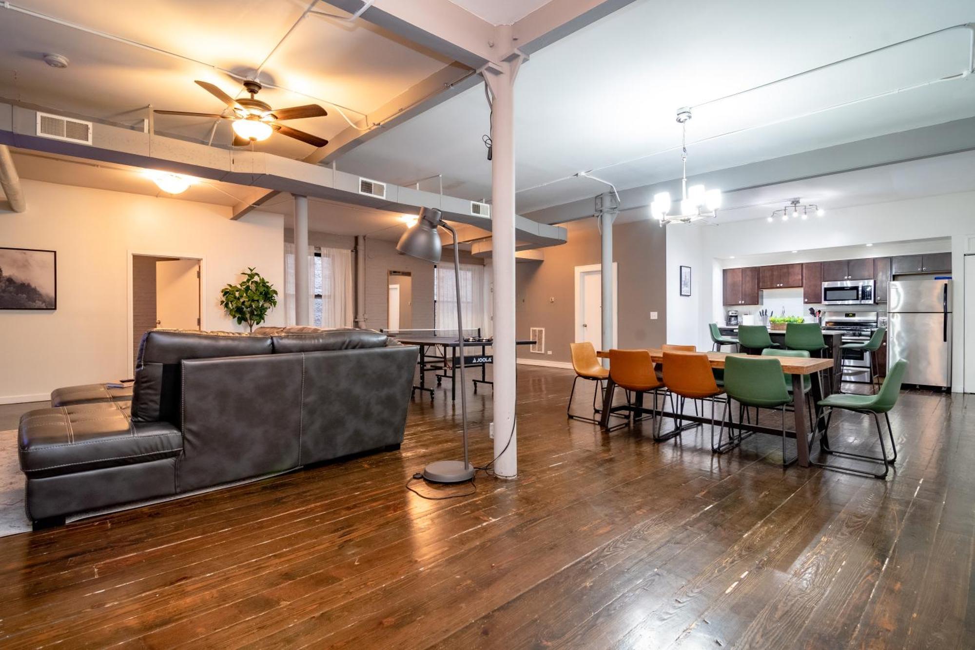 Bright South Loop 3Br Escape With Pingpong Table And Optional Parking Minutes To Art Institute, Grant Park & Mccormick Place Events * Chicago