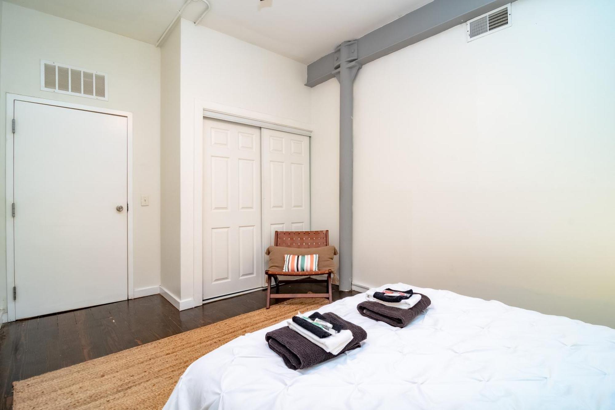 Bright South Loop 3Br Escape With Pingpong Table And Optional Parking Minutes To Art Institute, Grant Park & Mccormick Place Events