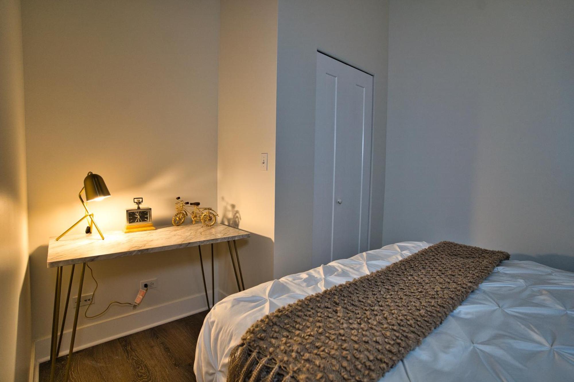 Apartment South Loop 2Br Getaway With Smart Tvs & Optional Parking Near Mccormick Place, Museum Campus & Downtown