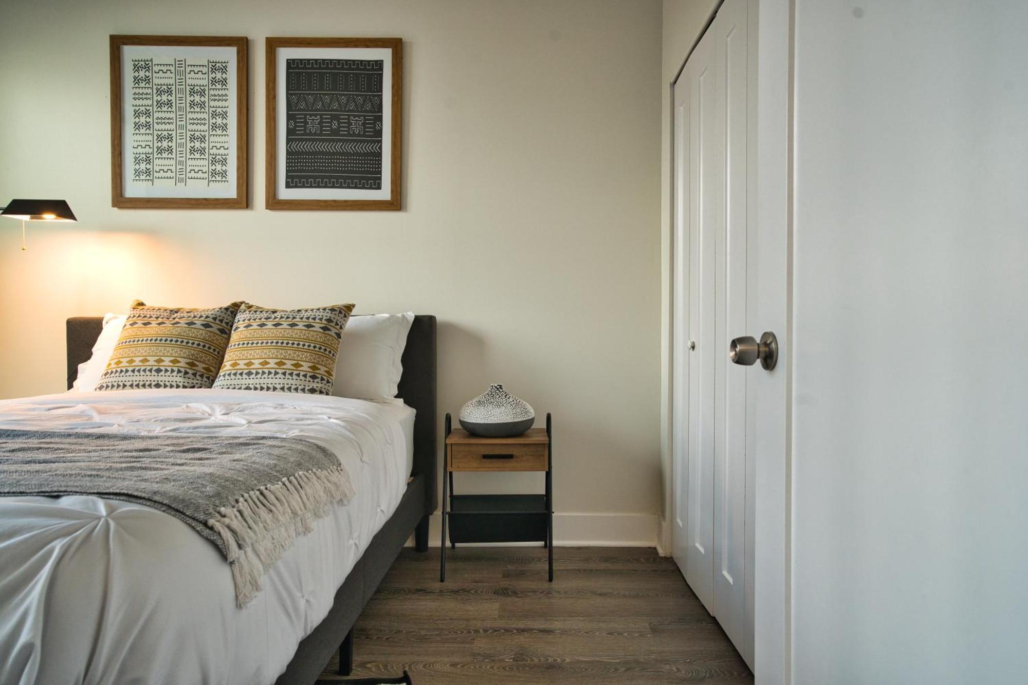 South Loop 2Br Getaway With Smart Tvs & Optional Parking Near Mccormick Place, Museum Campus & Downtown