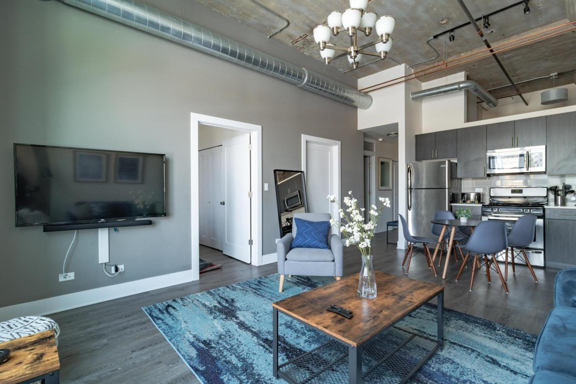 Chic Cozy 3Br Michigan Avenue Spacious Suite Close To Iconic Chicago Landmarks & Attractions Apartment *