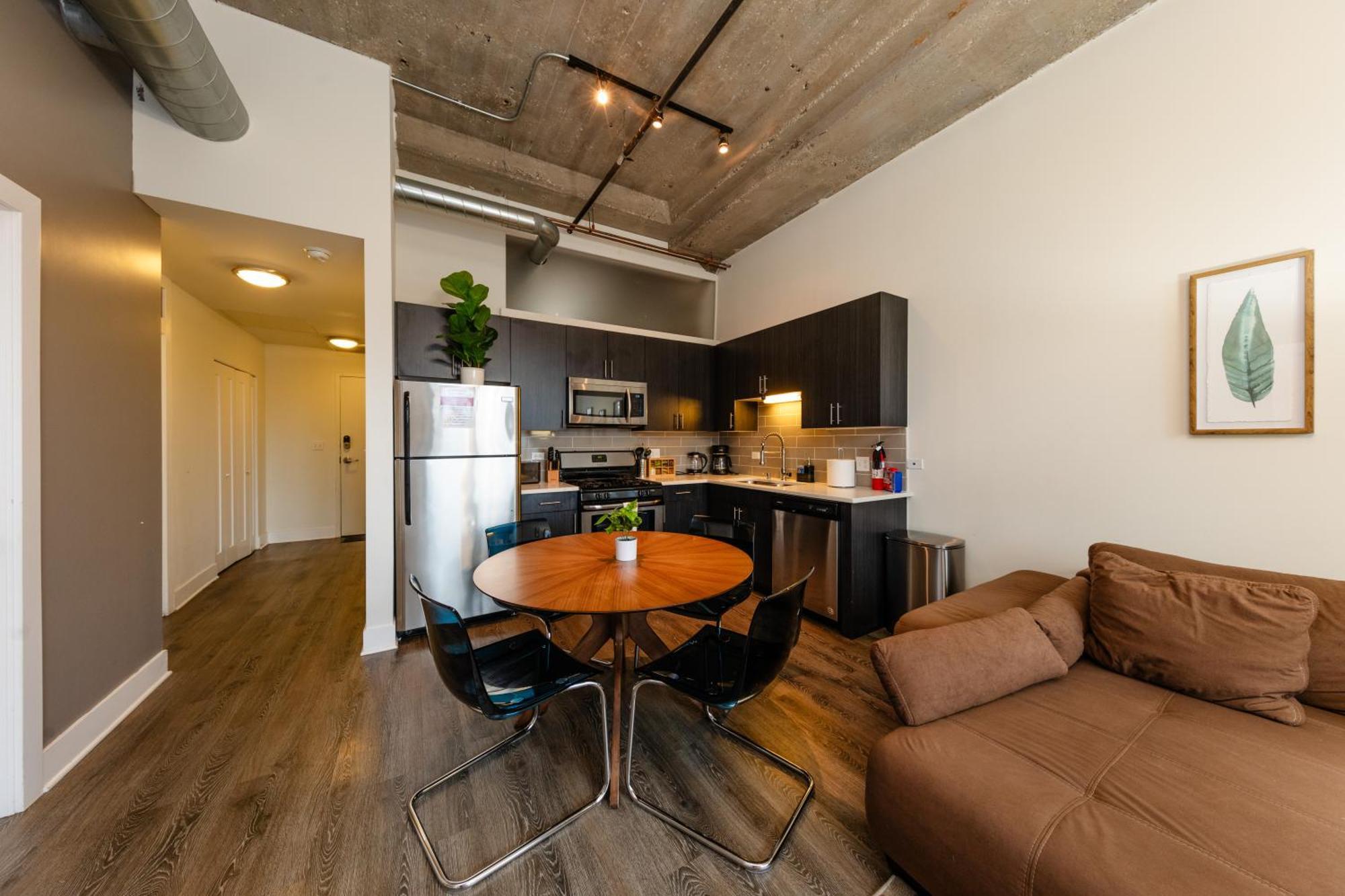 Family-friendly 3br Near Mccormick Place, Soldier Field & Shedd Aquarium, A Prime South Loop Spot Chicago