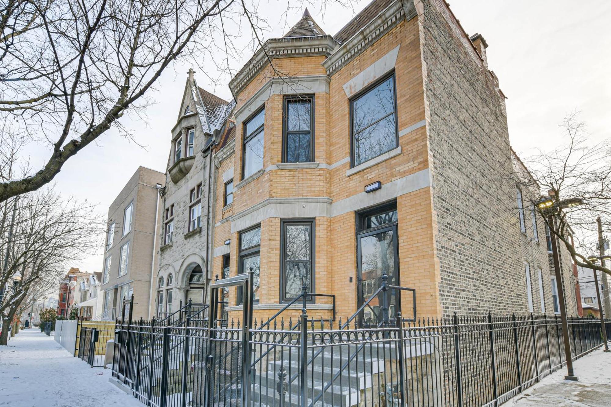 Spacious With Deck About 3 Mi To Downtown Chicago! Chicago