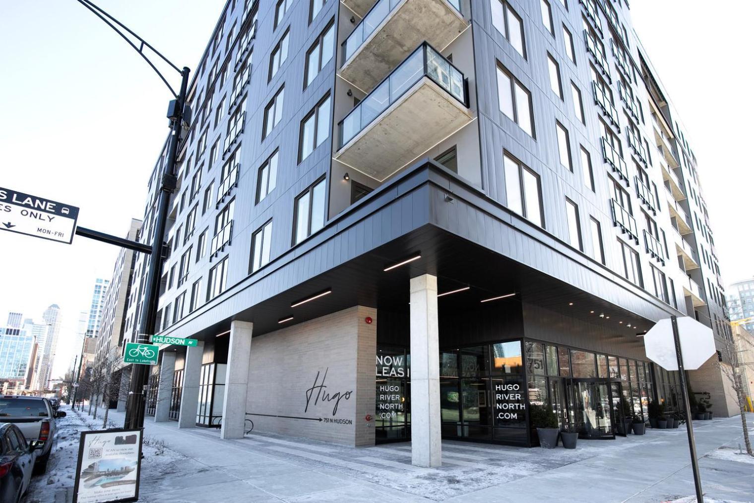 River North 1br Nr Riverwalk W Yoga Chi-1040 * Chicago