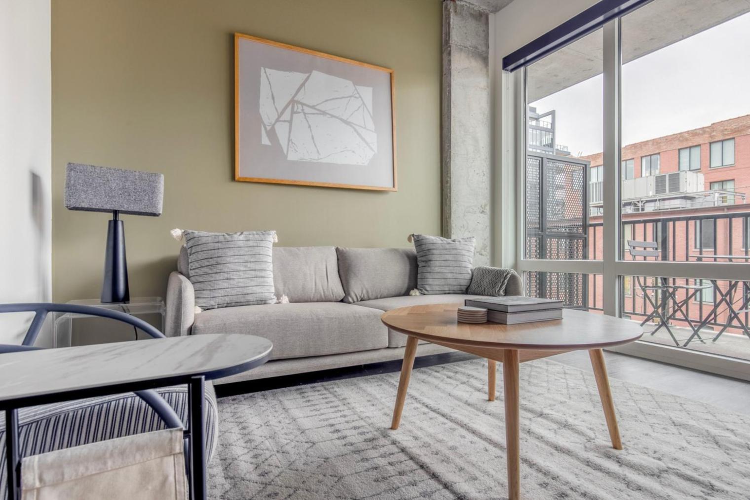 River North 1br W Yoga Nr Riverwalk Chi-1036 Apartment