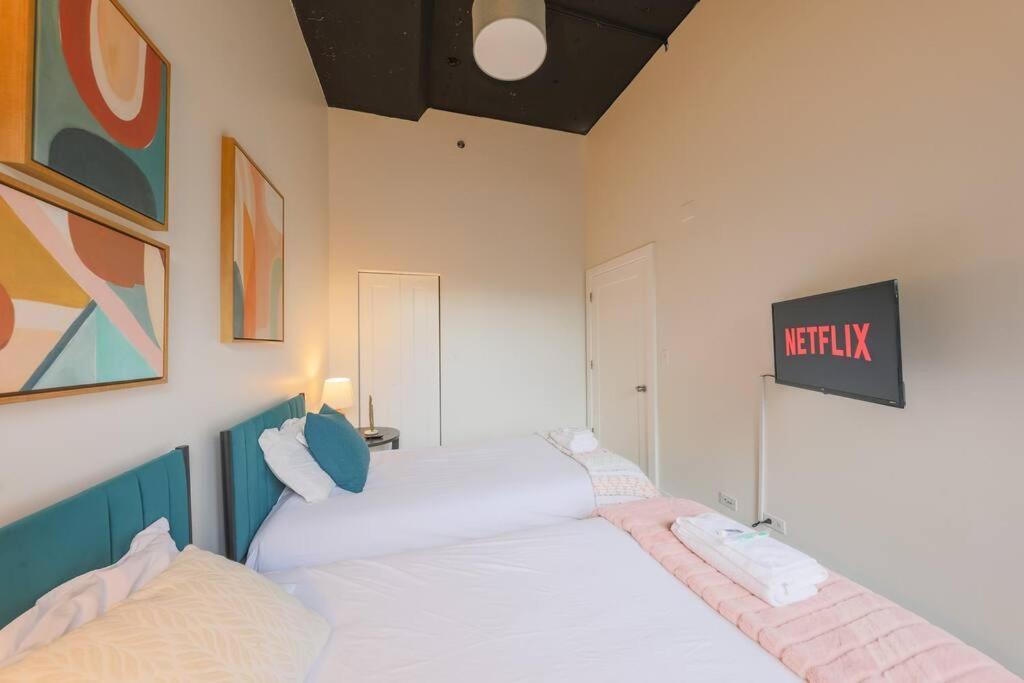 Chic Spacious 3Br South Loop Apartment Near Mccormick Place, Roosevelt Cta & Shopping Area In Chicago Apartment Chicago