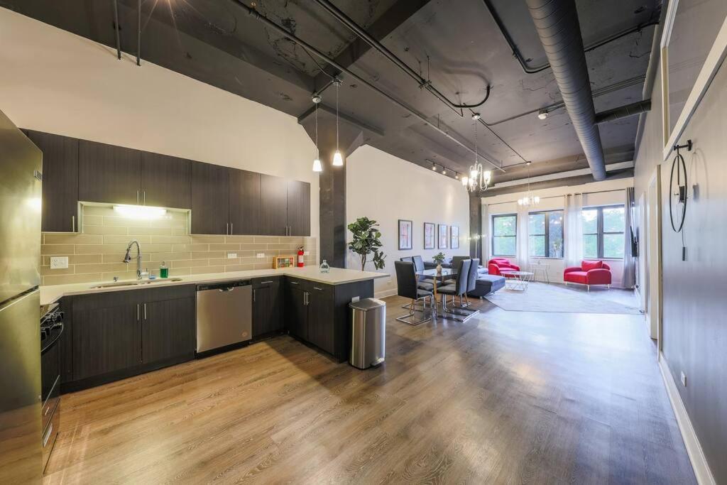 Apartment Chic Spacious 3Br South Loop Apartment Near Mccormick Place, Roosevelt Cta & Shopping Area In Chicago