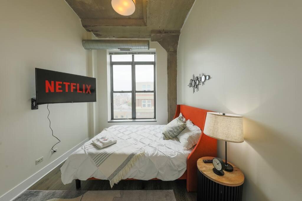 Cozy 2Br Chicago Apartment With Optional Parking And Gym Access Near Field Museum, Lakefront & Mccormick Place *