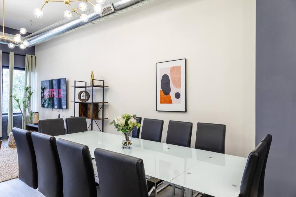 Group-Friendly 6Br Luxury Suite In Prime South Loop Location With Optional Parking And Gym Access Near Mccormick Place, Soldier Field And Grant Park Chicago