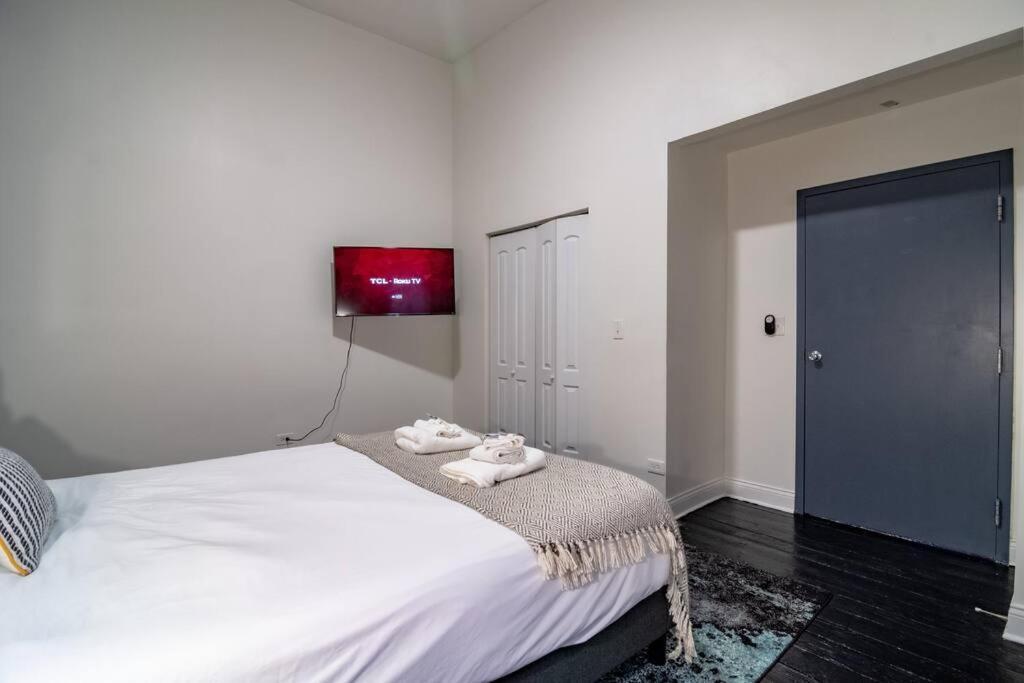 Apartment Luxury 5Br South Loop Suite With Pool Table And Optional Parking Near Mccormick Place, Field Museum And Soldier Field *