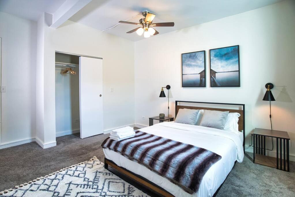 Apartment Huge 4Br Chicago Downtown Retreat Good For Groups Sleeps 10 Near Mccormick Place And Field Museum Chicago