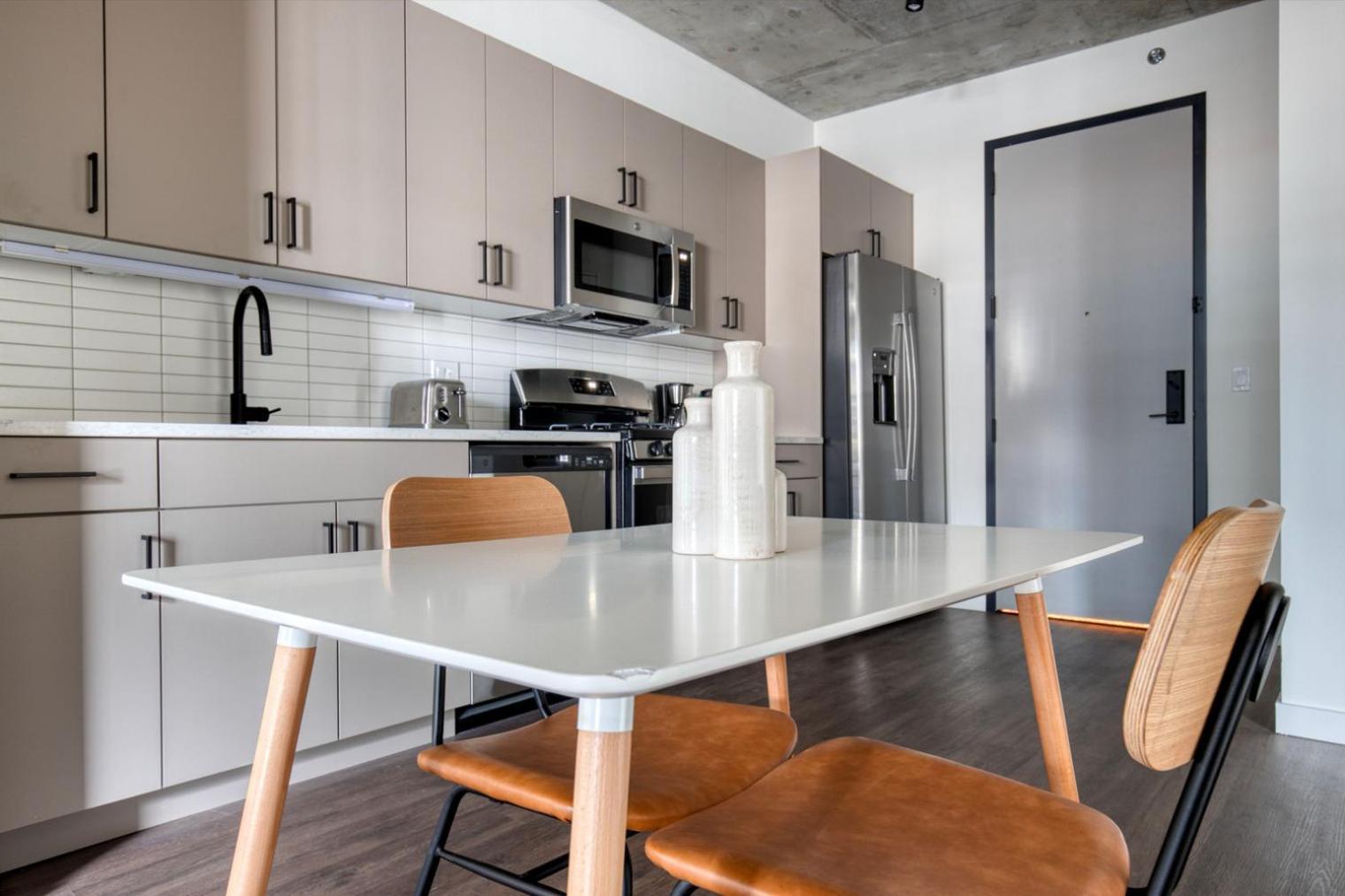 River North 1br Nr L Stop Riverwalk Loop Chi-1037 Apartment