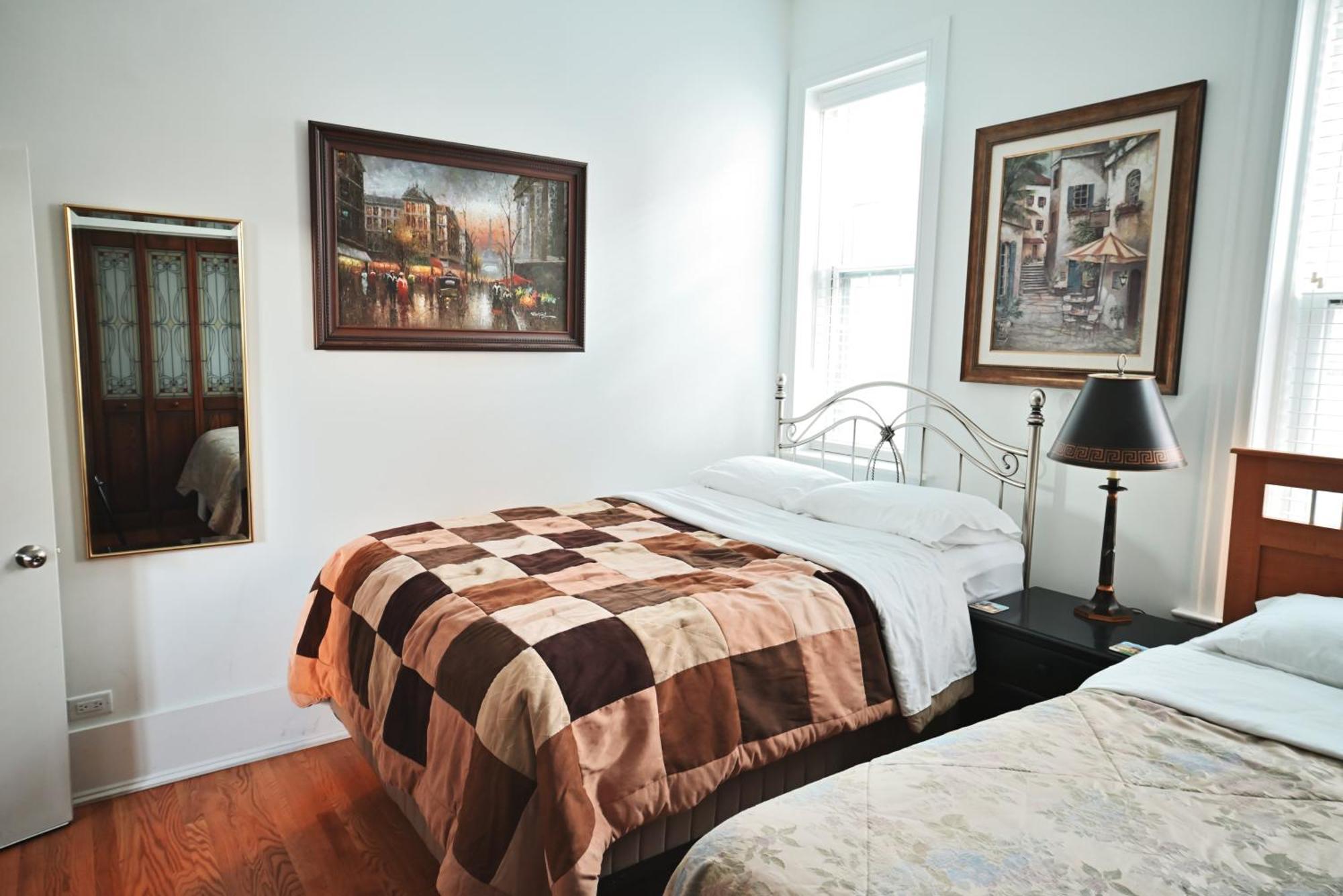 Apartamento Stone Mansion Sleeps 10-20 Free Tv & Parking *