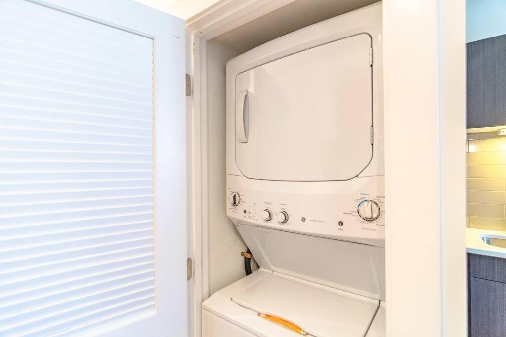 Cozy Chicago 420 Friendly 3Br Suite Near Mccormick Place And Soldier Field Apartment