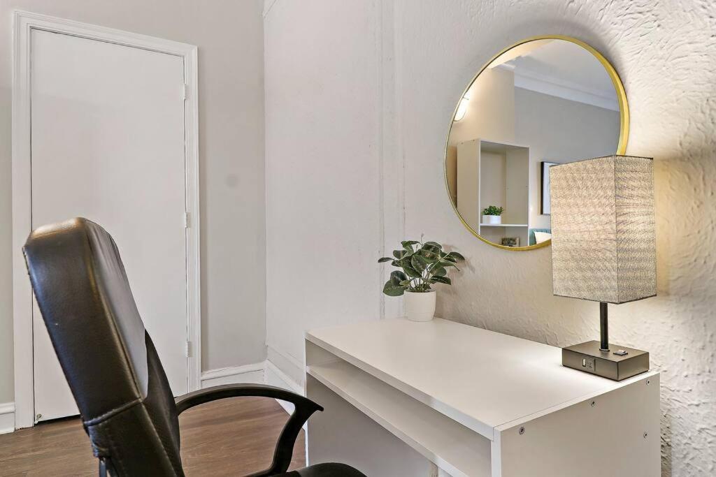 Apartment Prime & Fully Furnished - Windermere 609 *