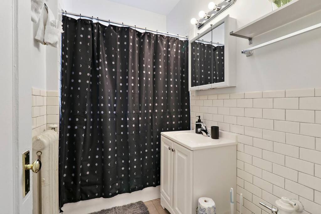 Sleek 1-bedroom In - East Park Tower 0610 Rep Chicago