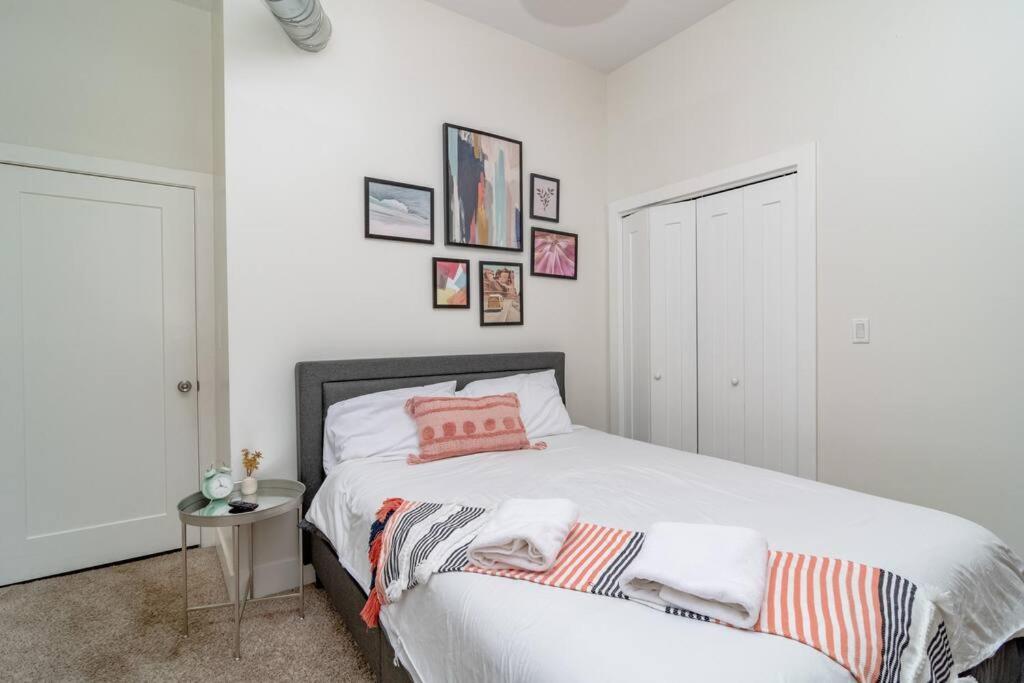 Stylish 3Br Chicago Getaway With Optional Parking Near Mccormick Place, Grant Park & Soldier Field * Chicago