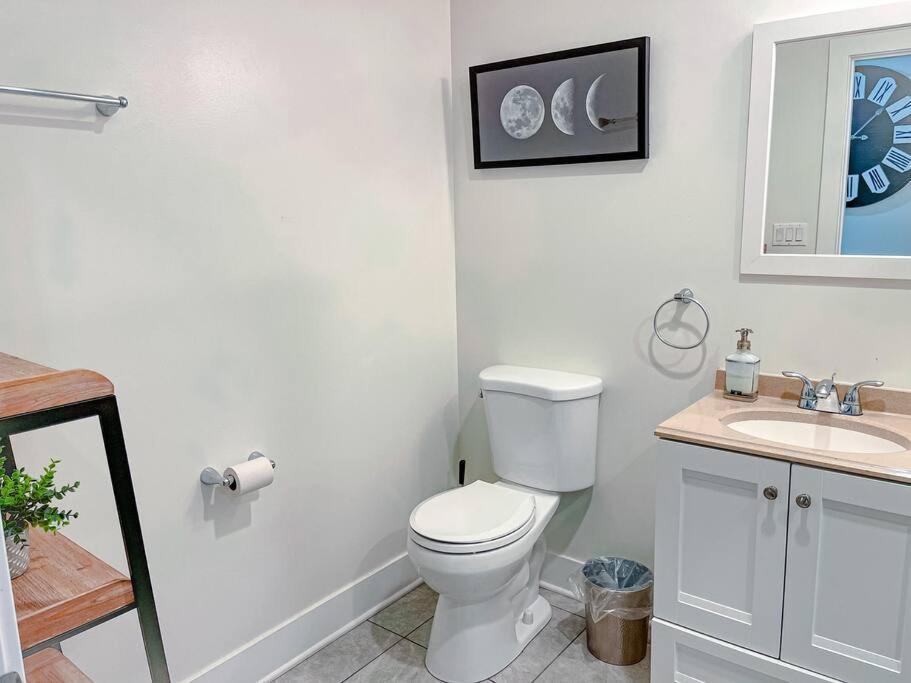 Spacious 420-friendly 2br Retreat Near Mccormick Place, Grant Park And Soldier Field *