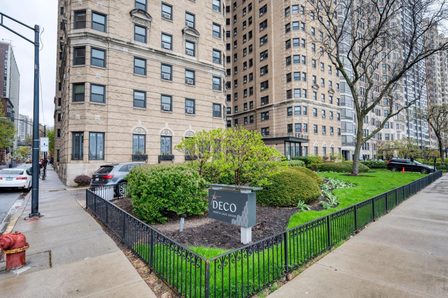 Gold Coast 1br W Doorman Gym 2 Blocks To L Chi-554