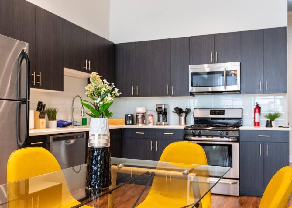 Stylish Cozy 3Br 420 Friendly Apartment With Gym Near Mccormick Place, Grant Park And Soldier Field Apartment