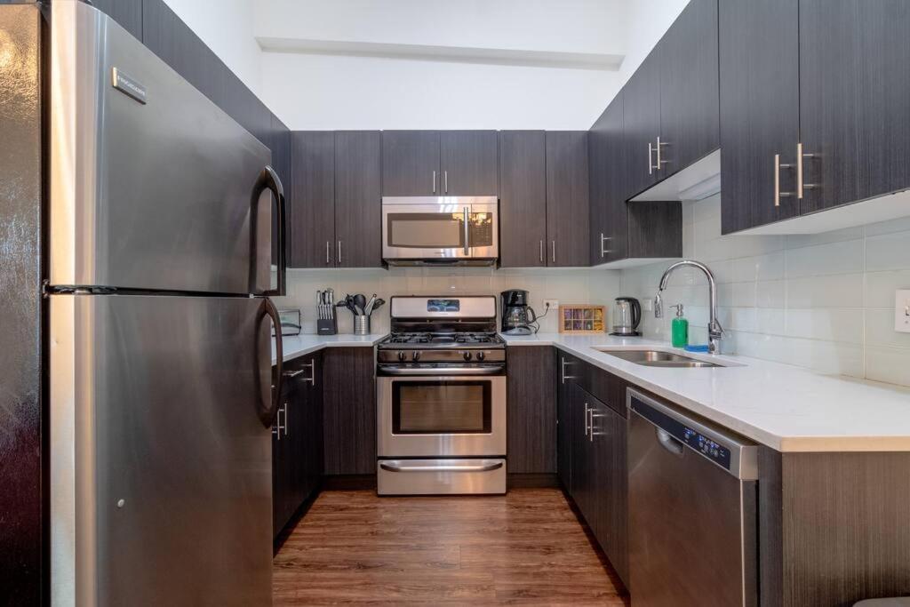 Spacious 3Br 420 Friendly Apartment Near Mccormick Place, Lakefront And Soldier Field Apartment